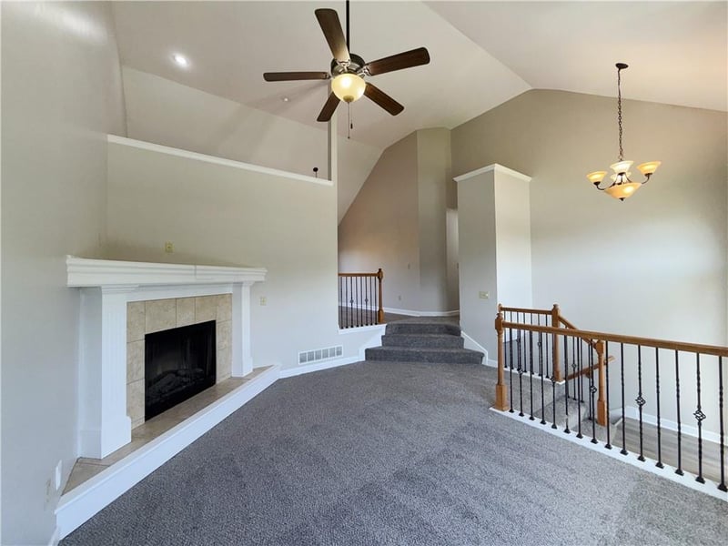 5101 93rd St, Kansas City, MO 64154