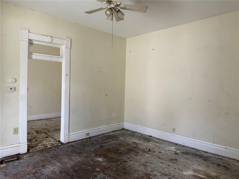 2431-33 11 St, St Joseph, MO 64503