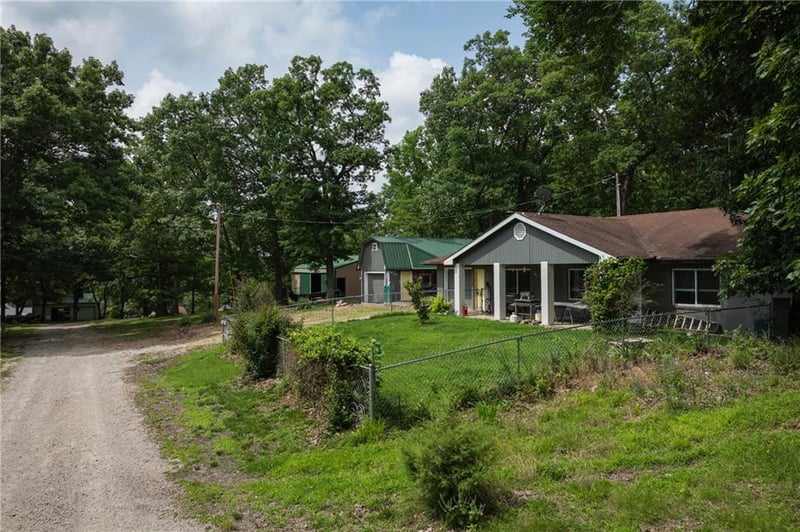 28887 Mortensen Rd, Lincoln, MO 65338