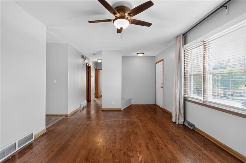 3608 106th Ter, Kansas City, MO 64137