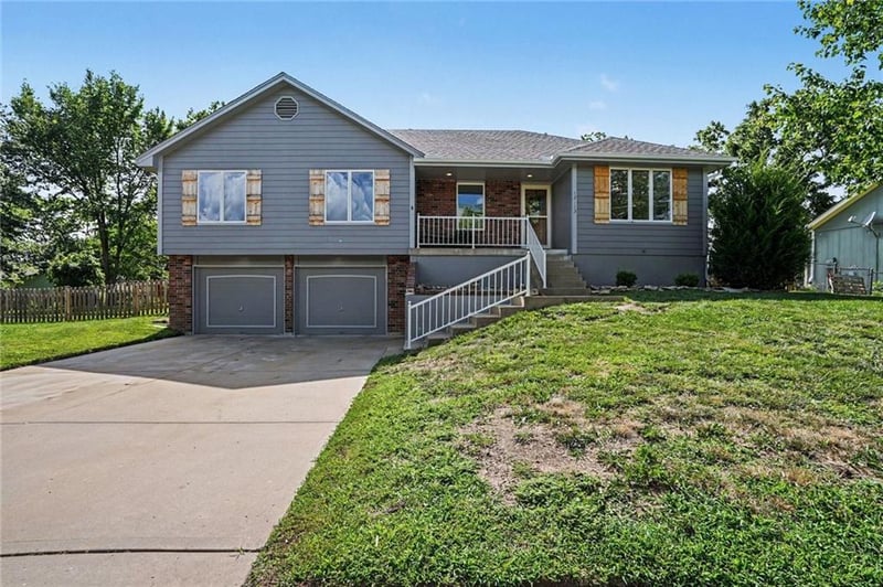12113 78th Ter, Kansas City, MO 64138