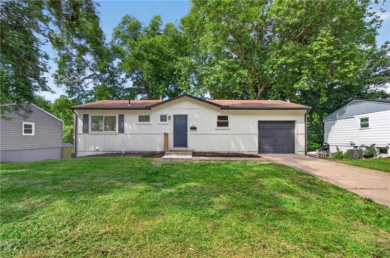 501 Park Ave, Belton, MO 64012
