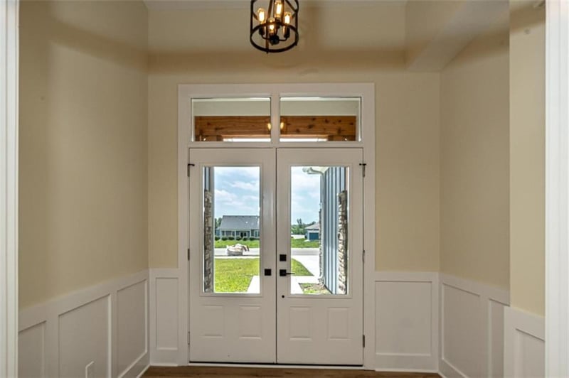 1018 Bluestem Cir, Baldwin City, KS 66006