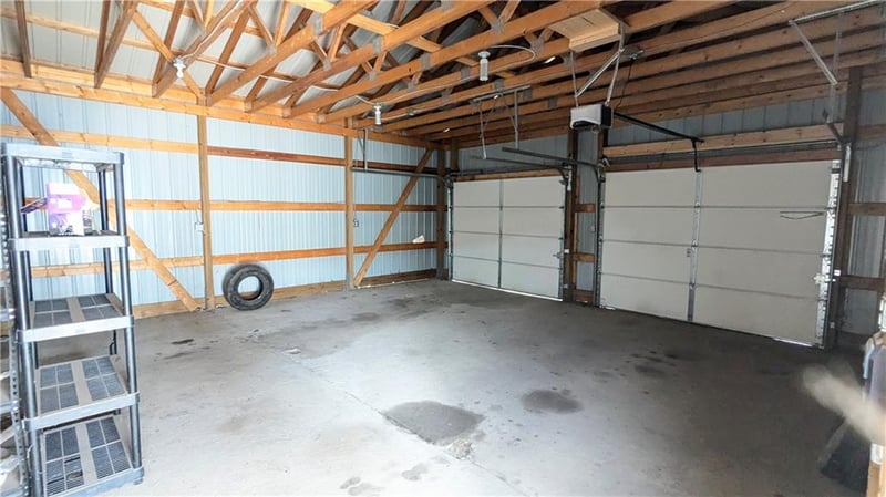 814 Utah St, Hiawatha, KS 66434