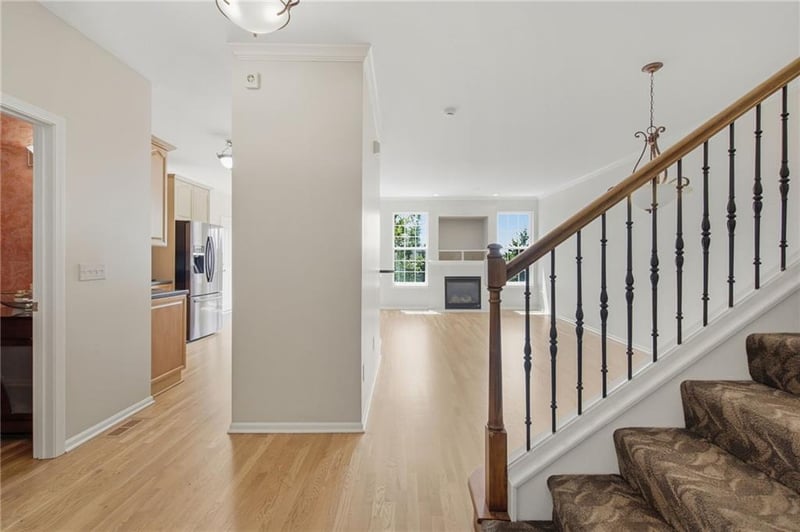 16144 Linden St, Overland Park, KS 66085