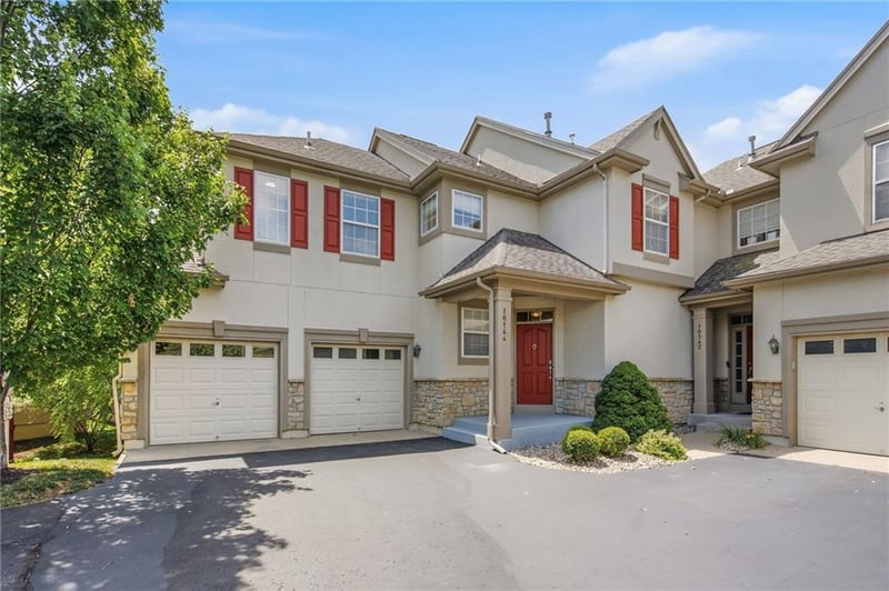 16144 Linden St, Overland Park, KS 66085
