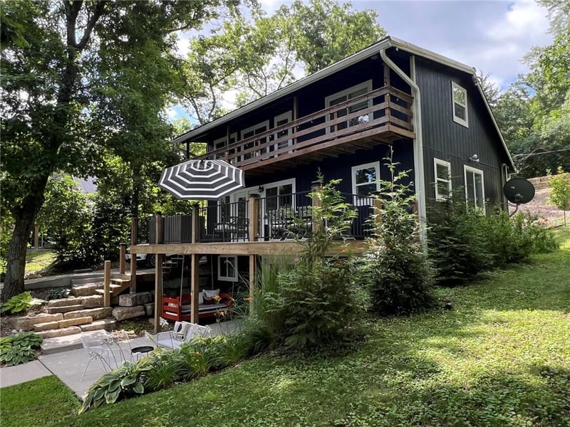17777 Scenic Dr, Mclouth, KS 66054