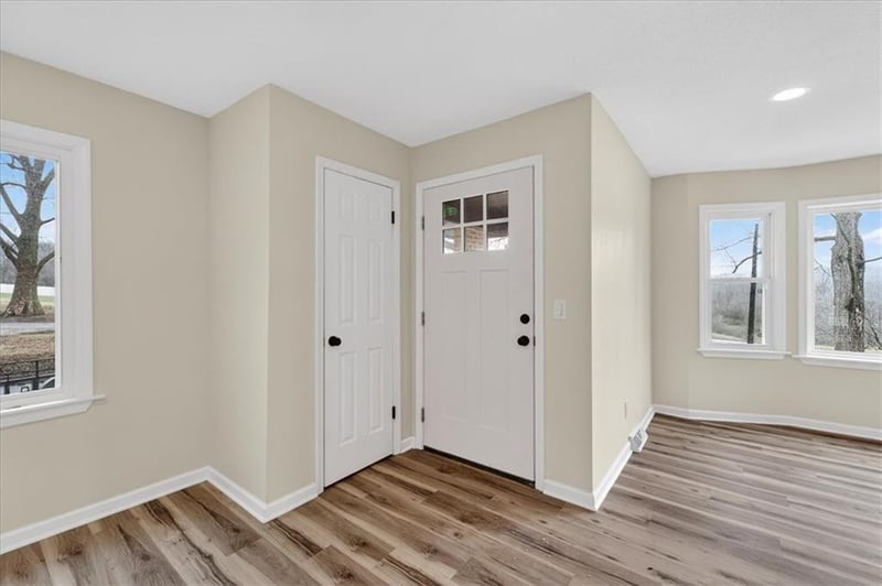 13505 Kentucky Rd, Independence, MO 64050