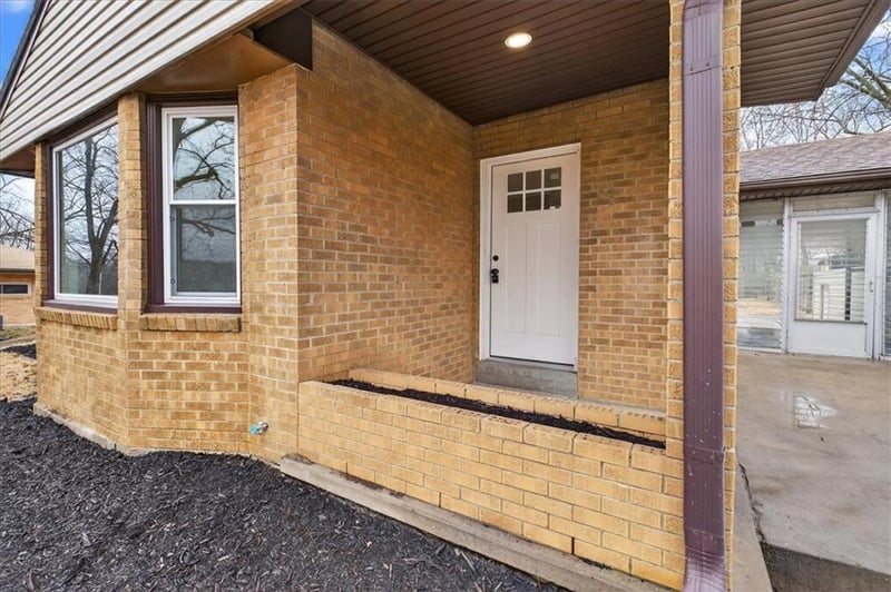 13505 Kentucky Rd, Independence, MO 64050