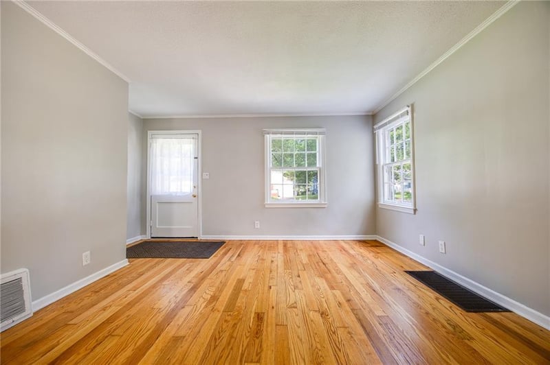 2022 Kentucky St, Lawrence, KS 66046