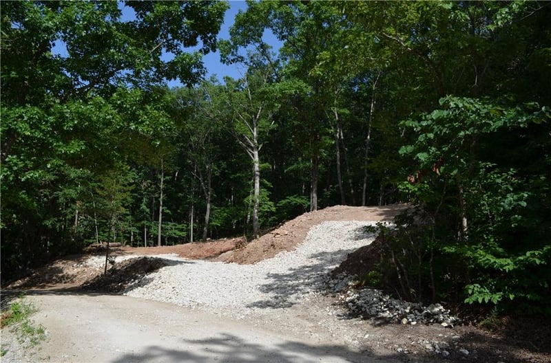 27261 Marina Ln, Barnett, MO 65011