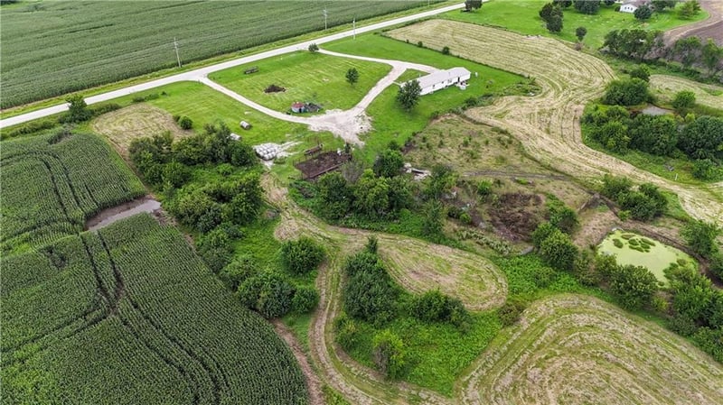 39541 Jingo Rd, Lacygne, KS 66040