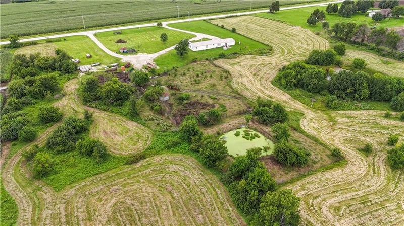 39541 Jingo Rd, Lacygne, KS 66040