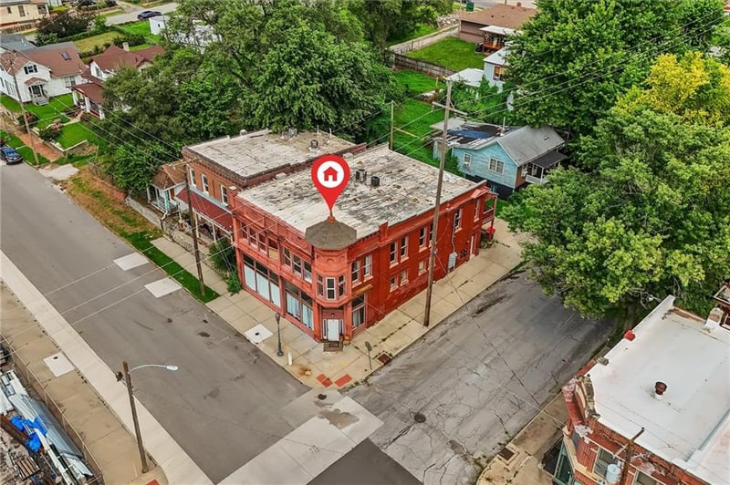 1421 Penn St, St Joseph, MO 64503
