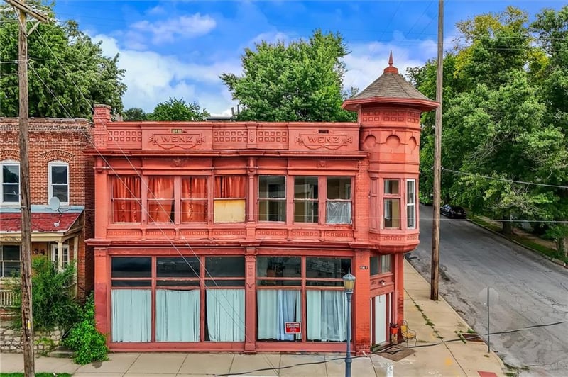 1421 Penn St, St Joseph, MO 64503