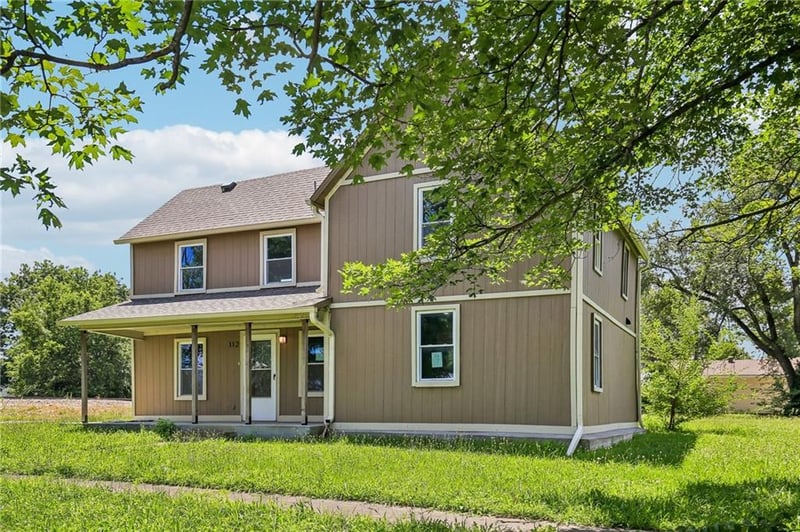 112 Pine St, Drexel, MO 64742