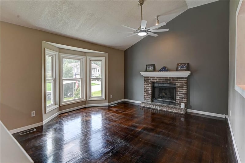 10412 Baltimore Ave, Kansas City, MO 64155