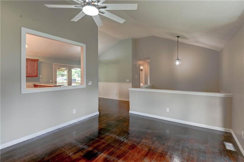 10412 Baltimore Ave, Kansas City, MO 64155