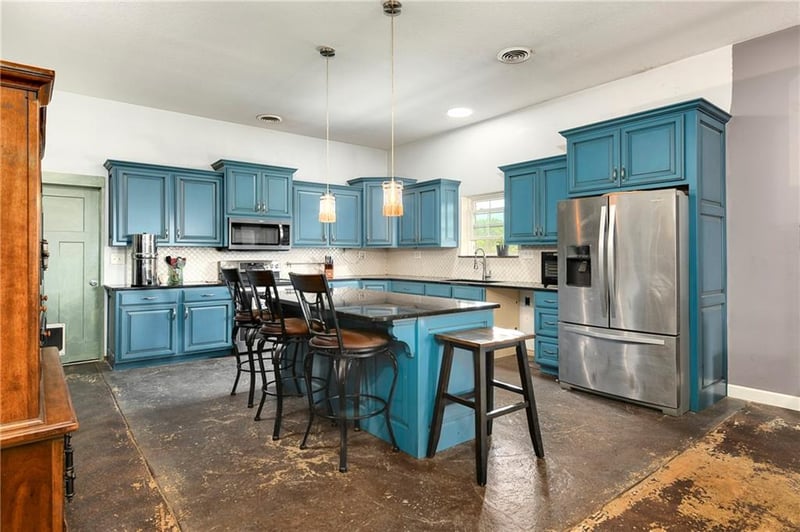 17487 Rogers Rd, Atchison, KS 66002