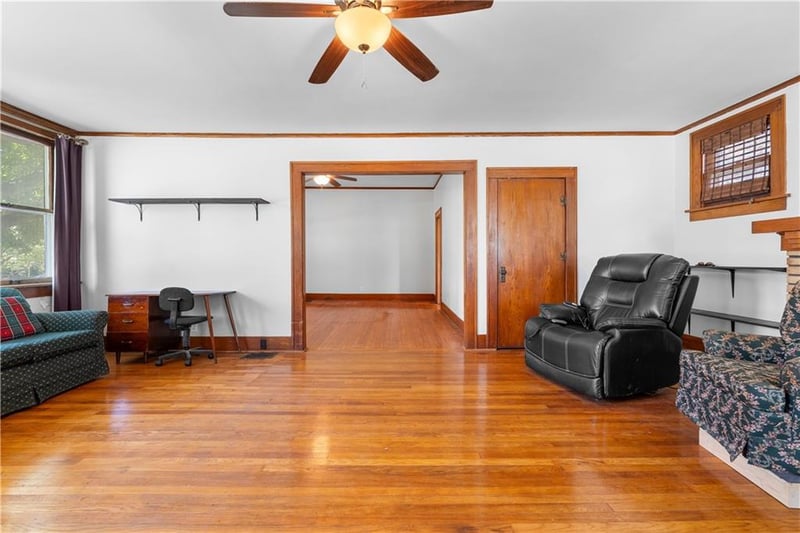 314 Main St, Odessa, MO 64076