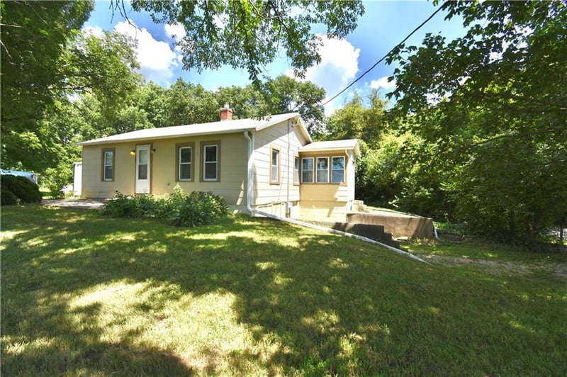 3105 B Hw, Liberty, MO 64068