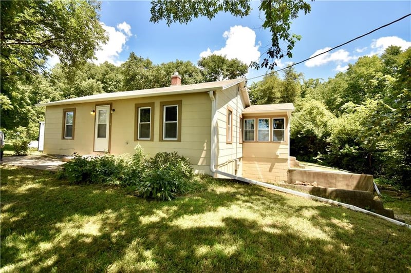 3105 B Hw, Liberty, MO 64068