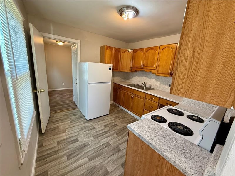 4324 Myrtle Ave, Kansas City, MO 64130
