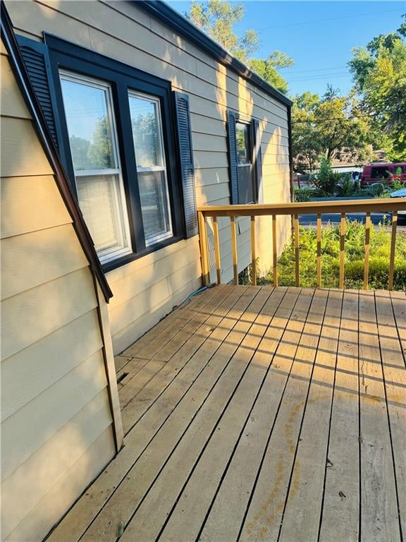 4641 N Elmwood Ave, Kansas City, MO 64117