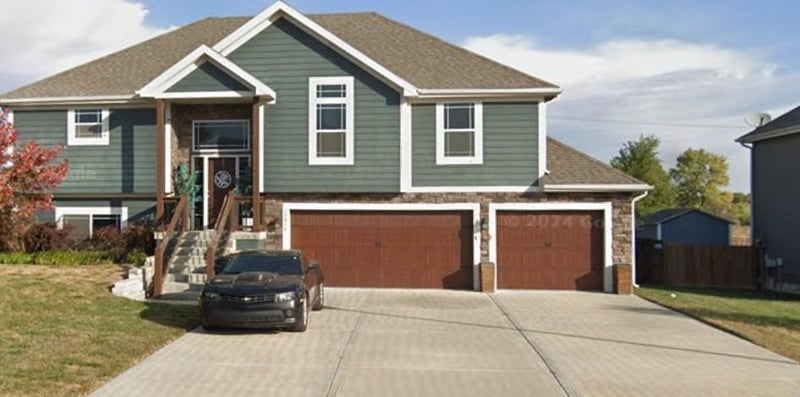 12814 Lathrop Ave, Kansas City, KS 66109