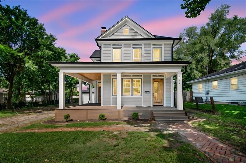 611 Main St, Clinton, MO 64735
