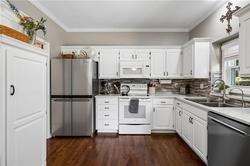 1403 87th St, Kansas City, MO 64155