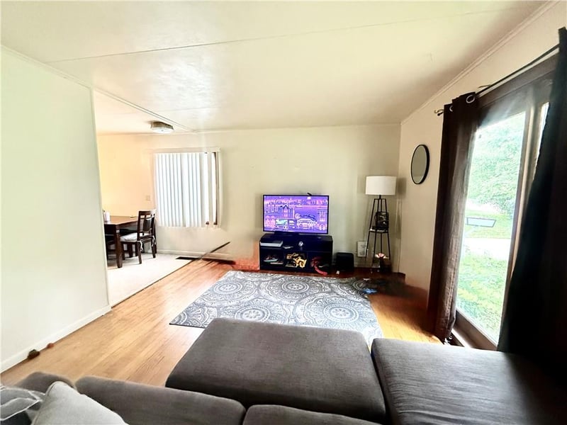215 Frederick St, Maryville, MO 64468