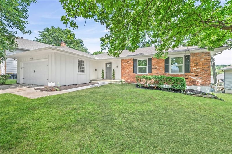 10443 College Ave, Kansas City, MO 64137