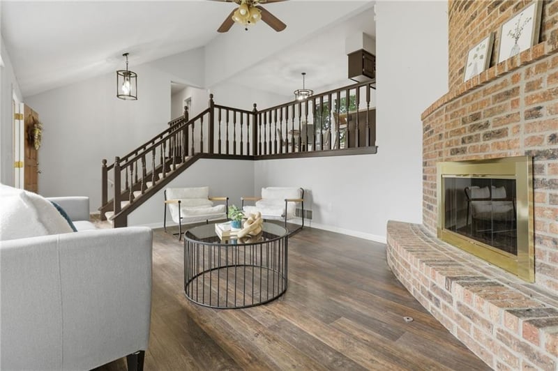 15306 W 121st Ter, Olathe, KS 66062