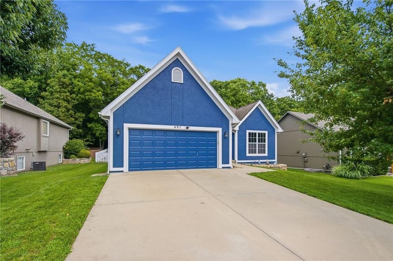 497 137th Pl, Bonner Springs, KS 66012