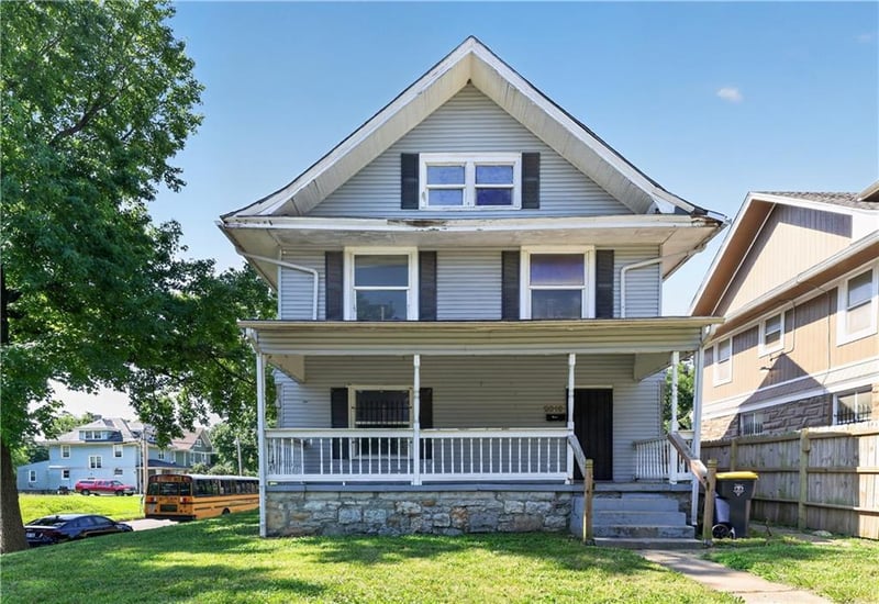 2019 35th St, Kansas City, MO 64109