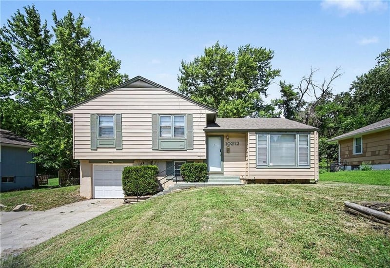 10212 Wheeling Ave, Kansas City, MO 64134