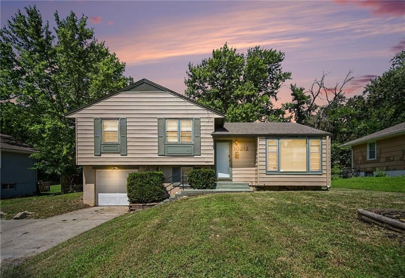 10212 Wheeling Ave, Kansas City, MO 64134