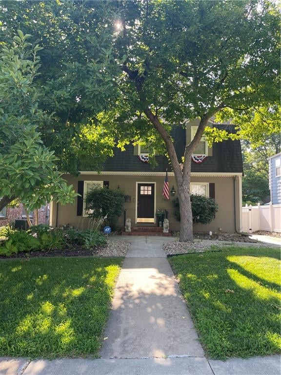 7507 Walnut St, Kansas City, MO 64114