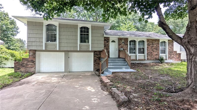 8919 Stark Ave, Kansas City, MO 64138