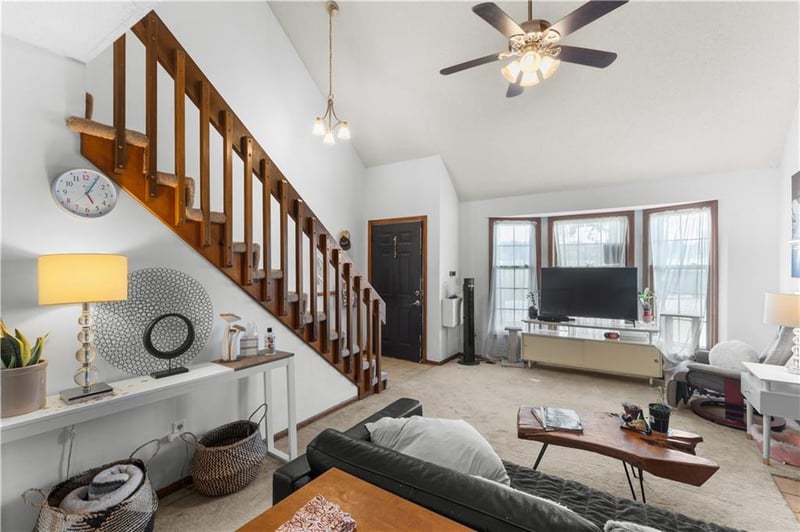 1116 8th St, Lee's Summit, MO 64063