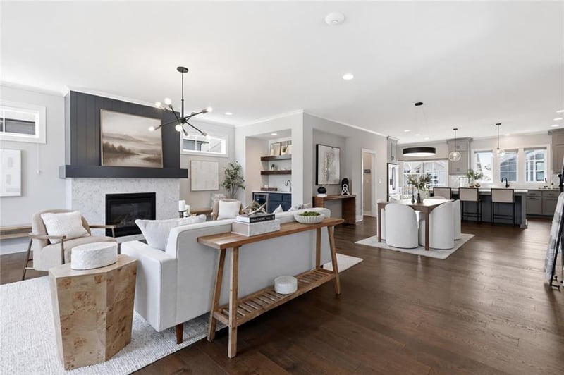 733 44th Ter, Kansas City, MO 64111