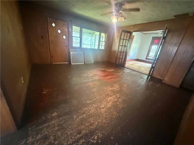 506 Grand Ave, Forest City, MO 64451