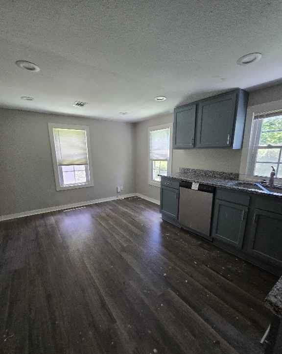 2720 75th Ter, Kansas City, KS 66109