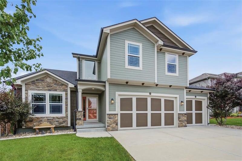 703 19th Ave, Greenwood, MO 64034