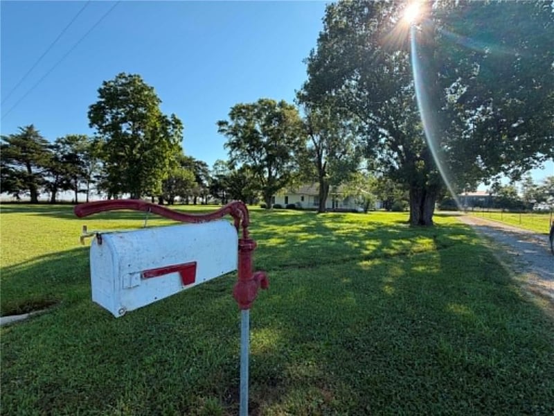 2281 215th St, Fort Scott, KS 66701