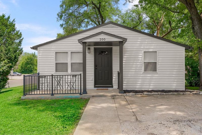 200 Mccarty St, Edgerton, KS 66021