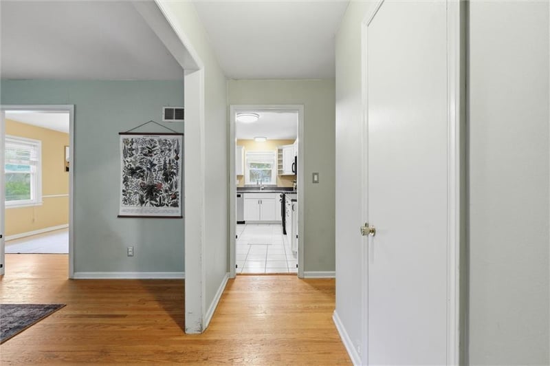 8804 Custer Trl, Kansas City, MO 64131