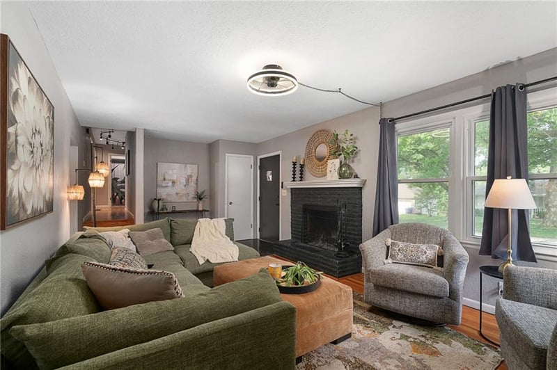 7817 Arlington Ave, Raytown, MO 64138