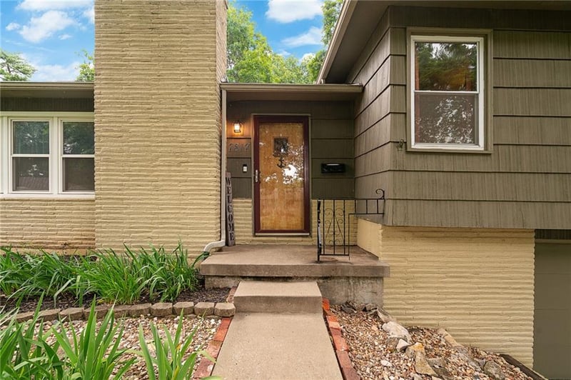 7817 Arlington Ave, Raytown, MO 64138
